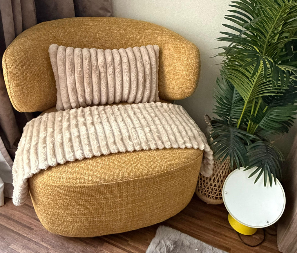 Solid Color 100*70cm Flannel Fleece Like Super Thick Sherpa Luxury sofa throw/blanked Coral Velvet Thick Winter Warm Blanket/sofa throw