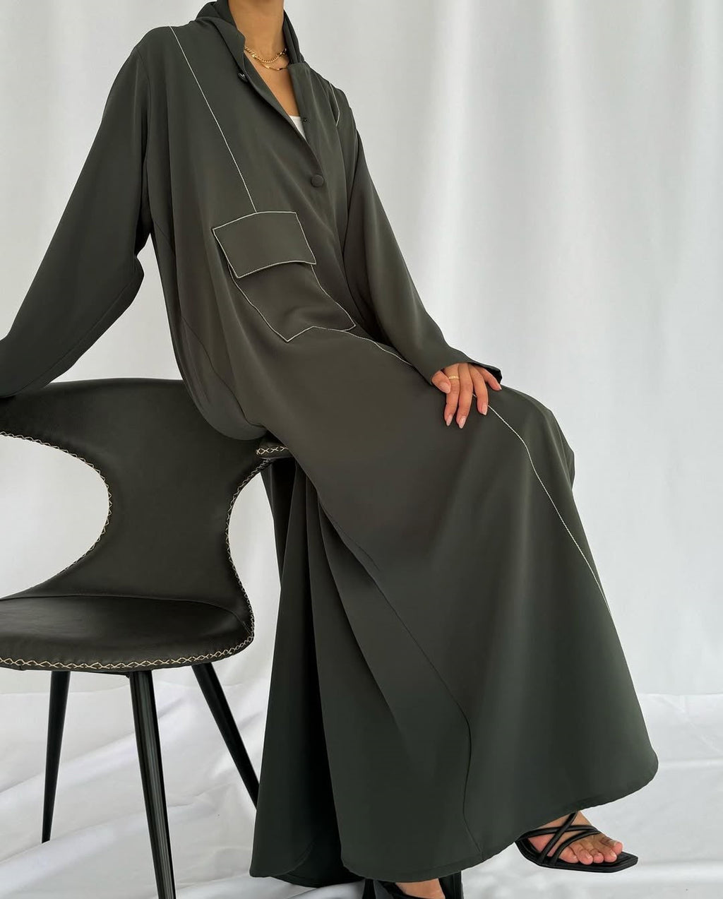 Blazer cut abaya in crepe - Green
