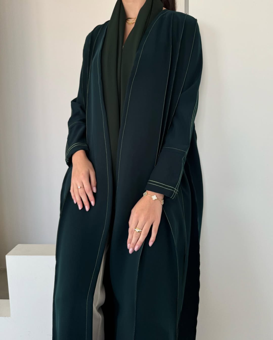 Green abaya with contrast thread