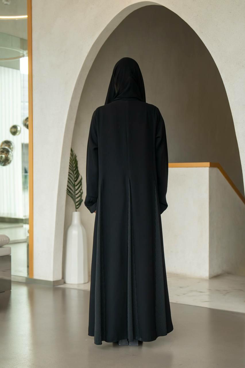 black crepe abaya  lined with gray chiffon