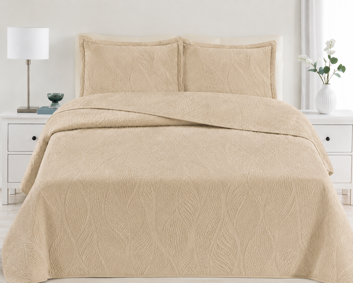 Luxury Ivory Cream Bedspread Set - Elegant Leaf Embossed Quilted Quilt