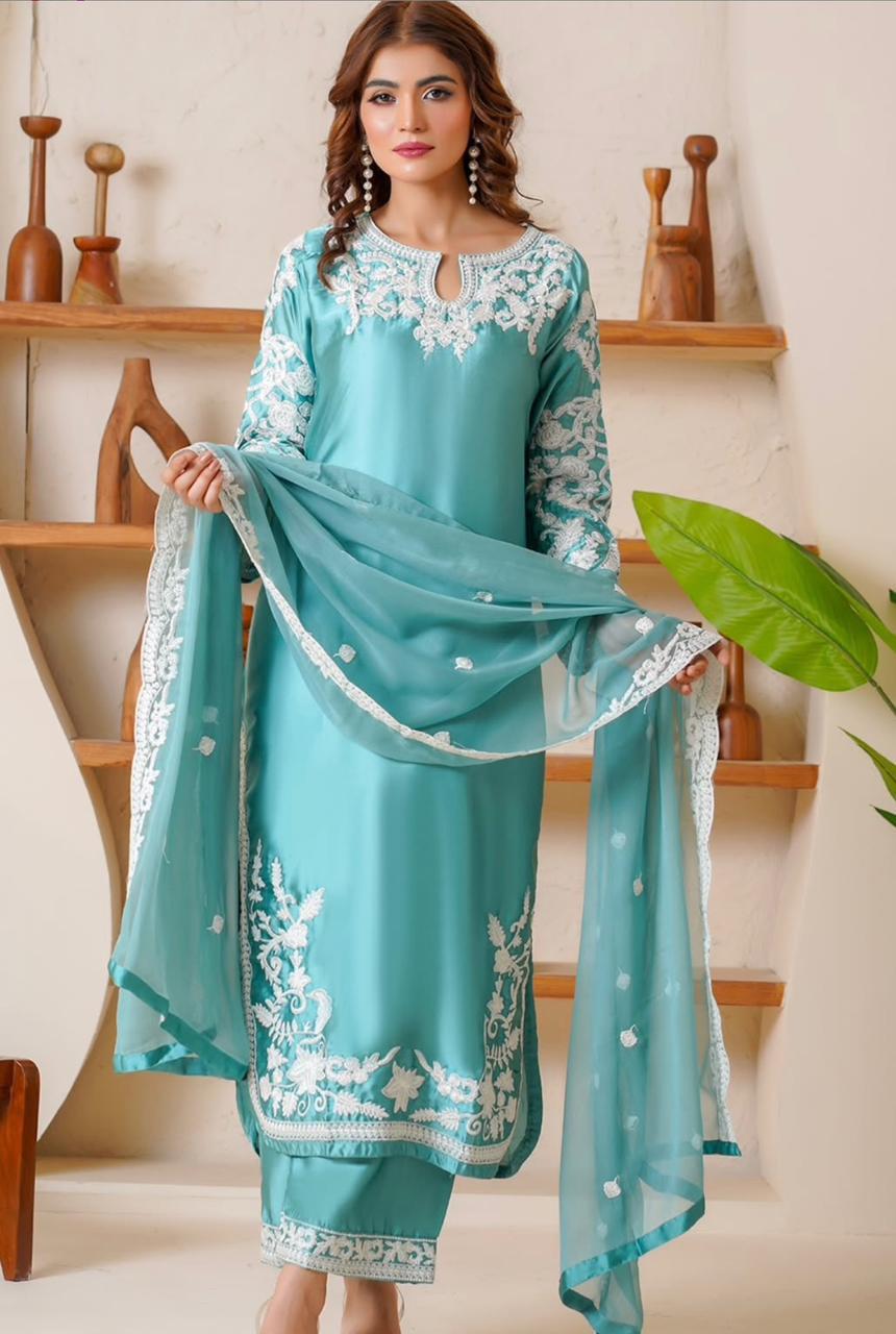 Sea Green Embroidered 3PC Suit – Elegant Chiffon Dupatta with White Thread Detailing