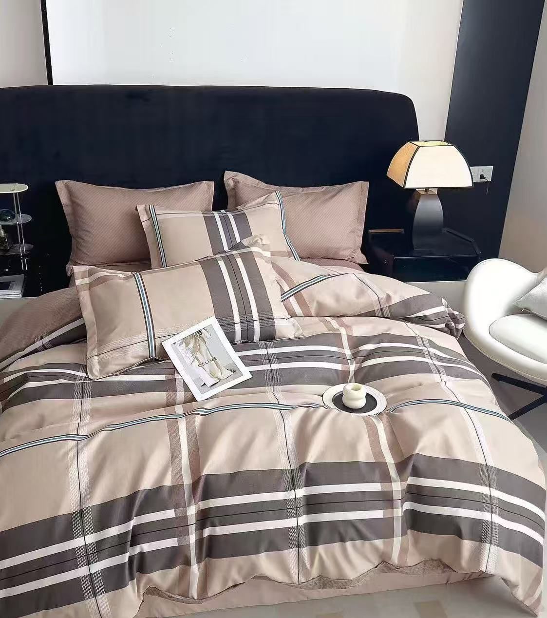 Best – Luxury Bedding with Fitted Sheet & 4 Pillowcases (Multiple Designs/Variants) 6-Piece King Size Quilt Cover Set