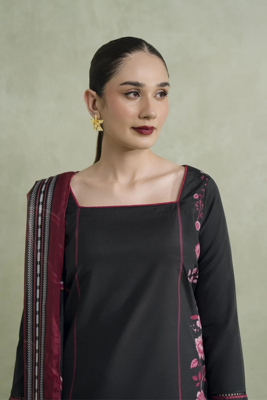 Black Pink Floral Embroidered Premium Soft Crepe 2PC Coord Set | Square Neck Kurta with Pants | SKU: J6128