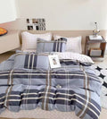 Premium Quality – Luxury Bedding with Fitted Sheet & 4 Pillowcases (Multiple Designs/Variants) 6-Piece King Size Quilt Cover Set (Design 102)