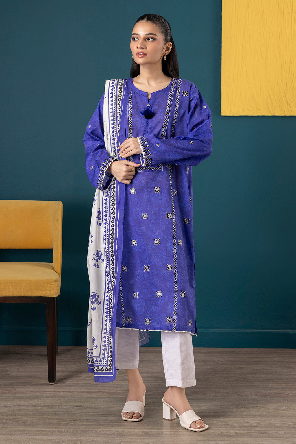 Embroidered Kurta Dupatta - 2230