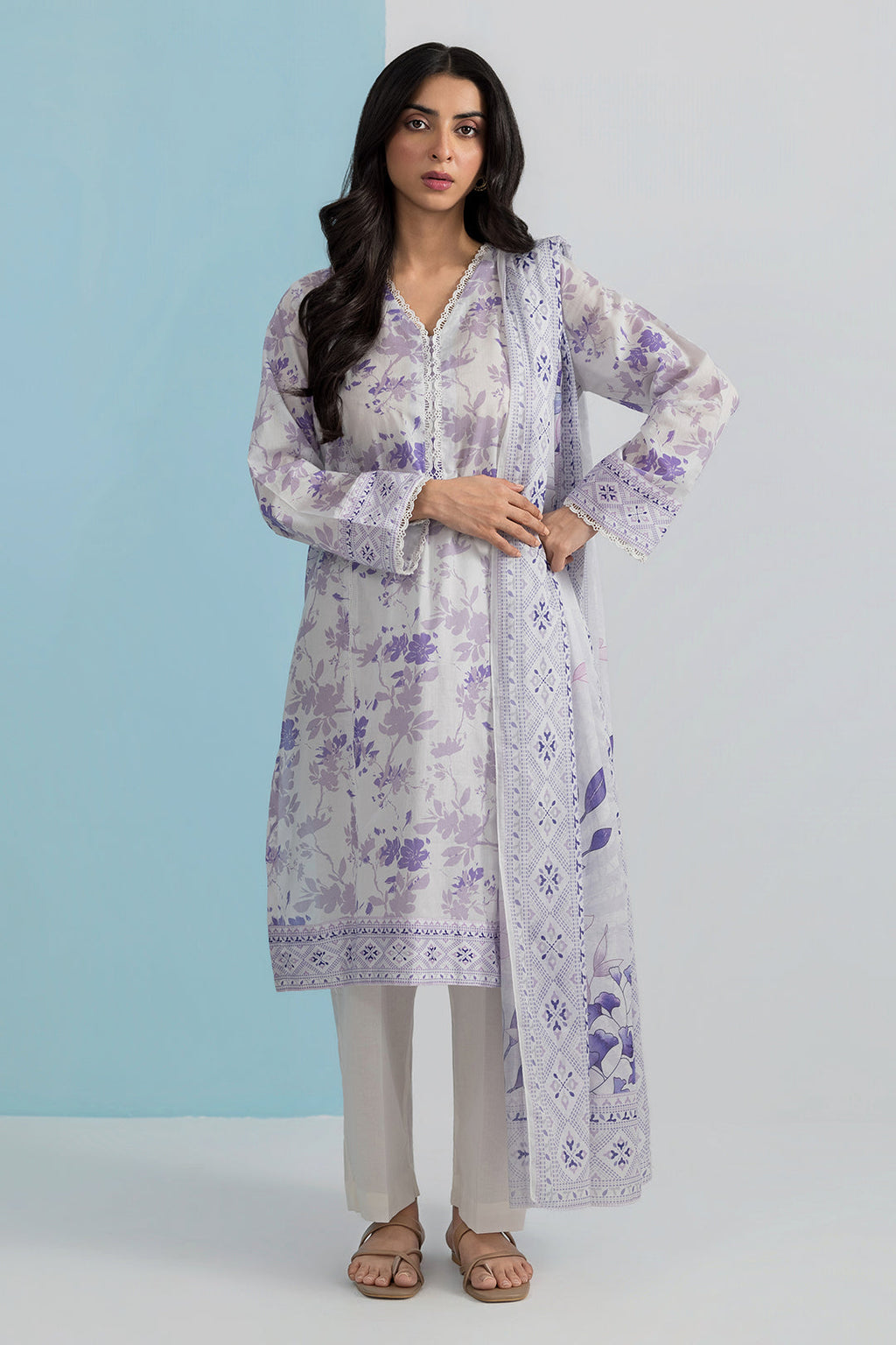 Kurta Dupatta Trouser - 1944