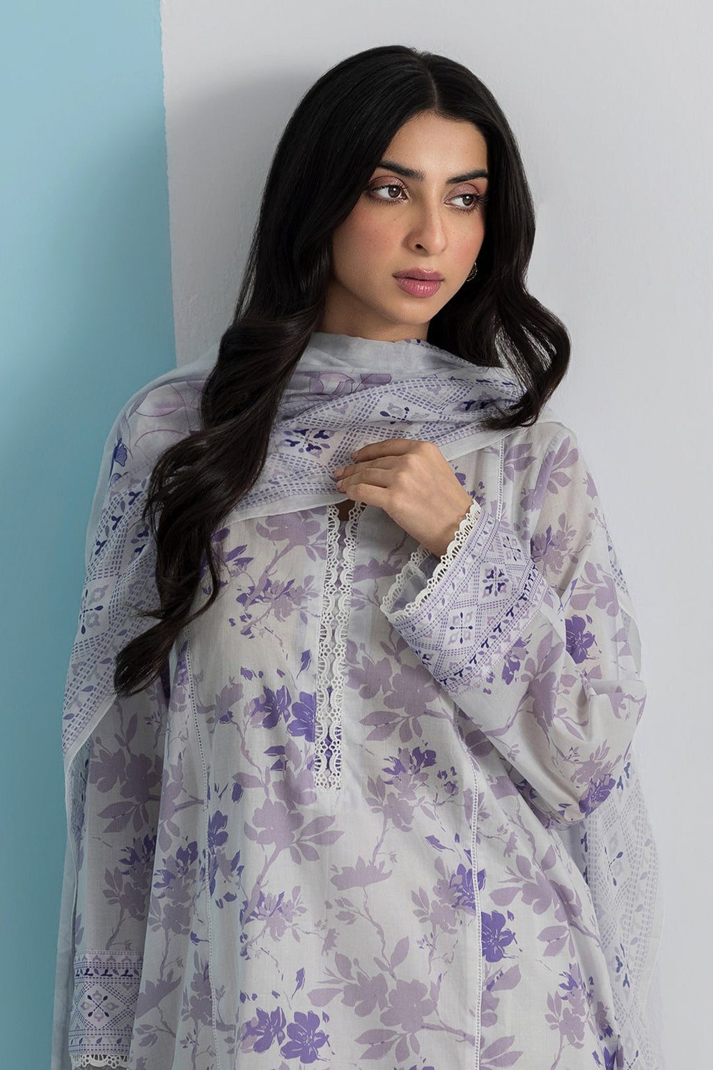 Kurta Dupatta Trouser - 1944