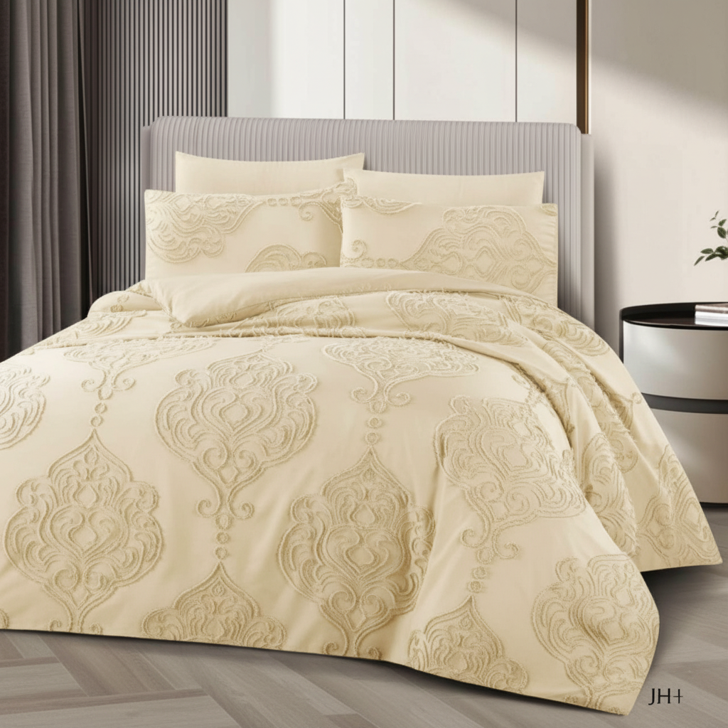 Luxury King Size Cream Damask Jacquard 6-Piece Quilt Cover Set