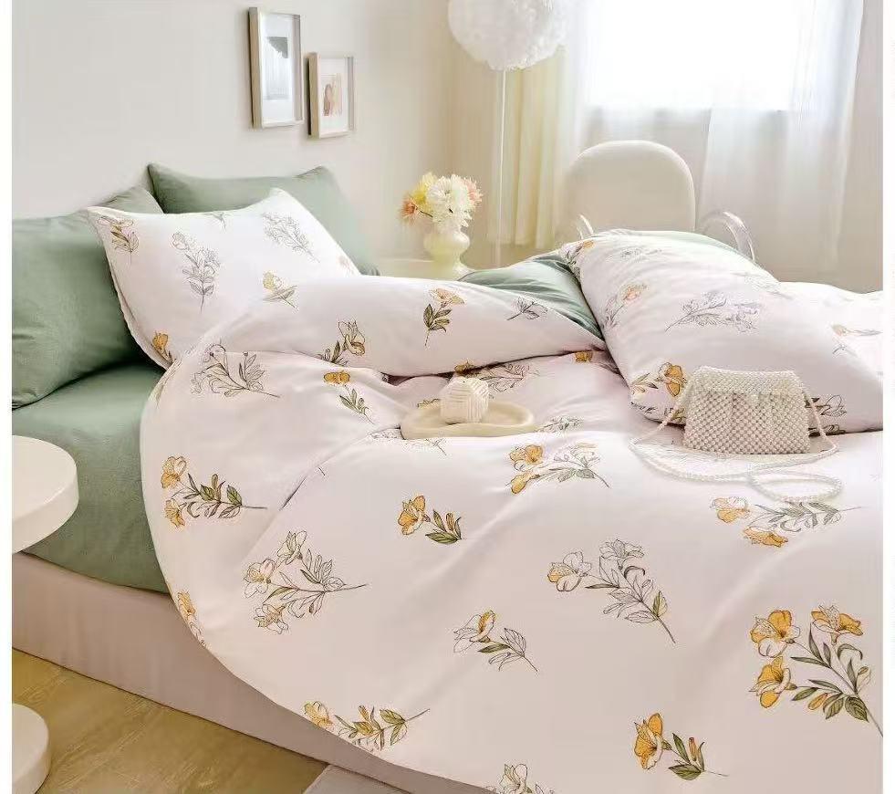 Wrinkle-Resistant 6 Pcs Super King Duvet Cover Set with Fitted Sheet